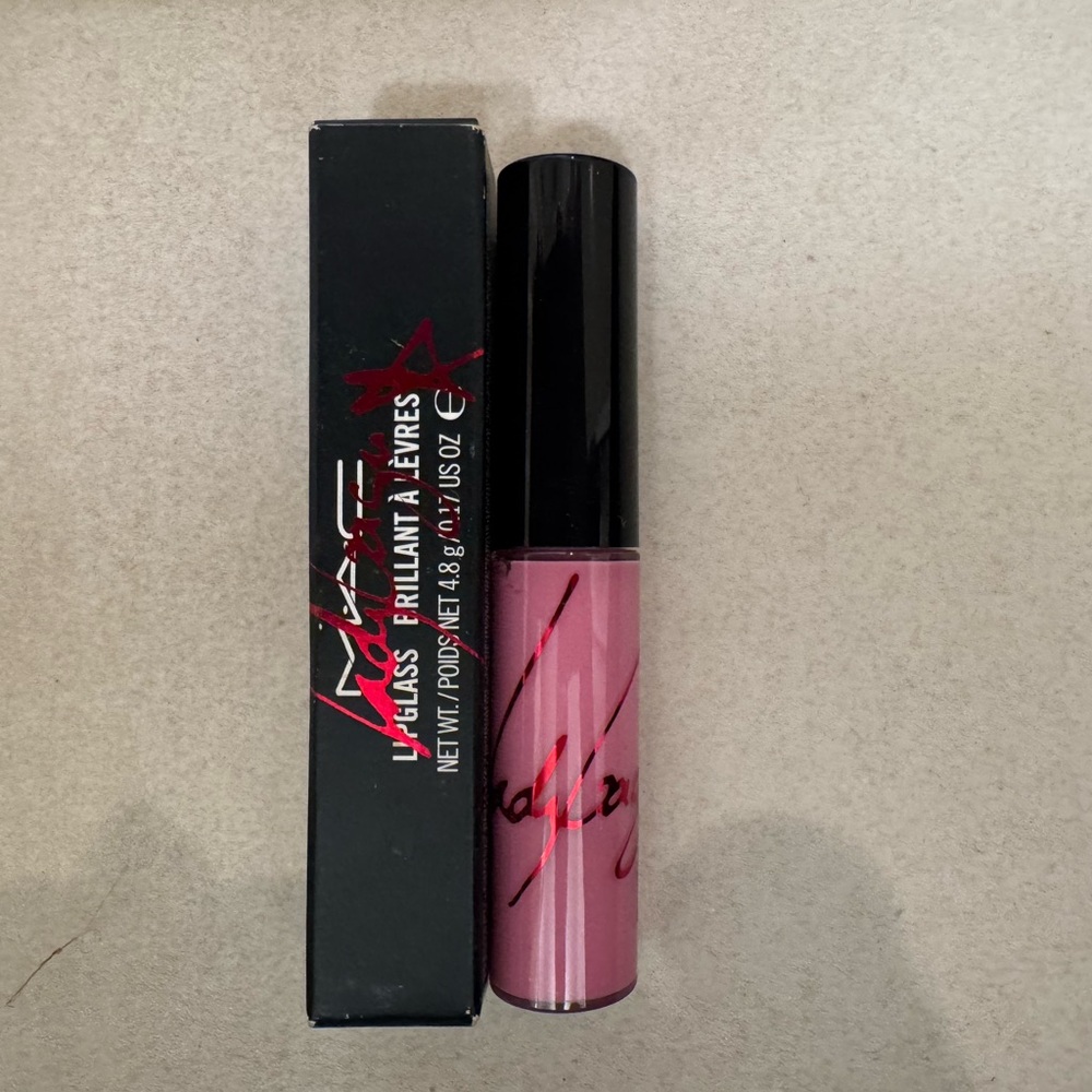 MAC Cosmetics Signature Lady Gaga limited edition